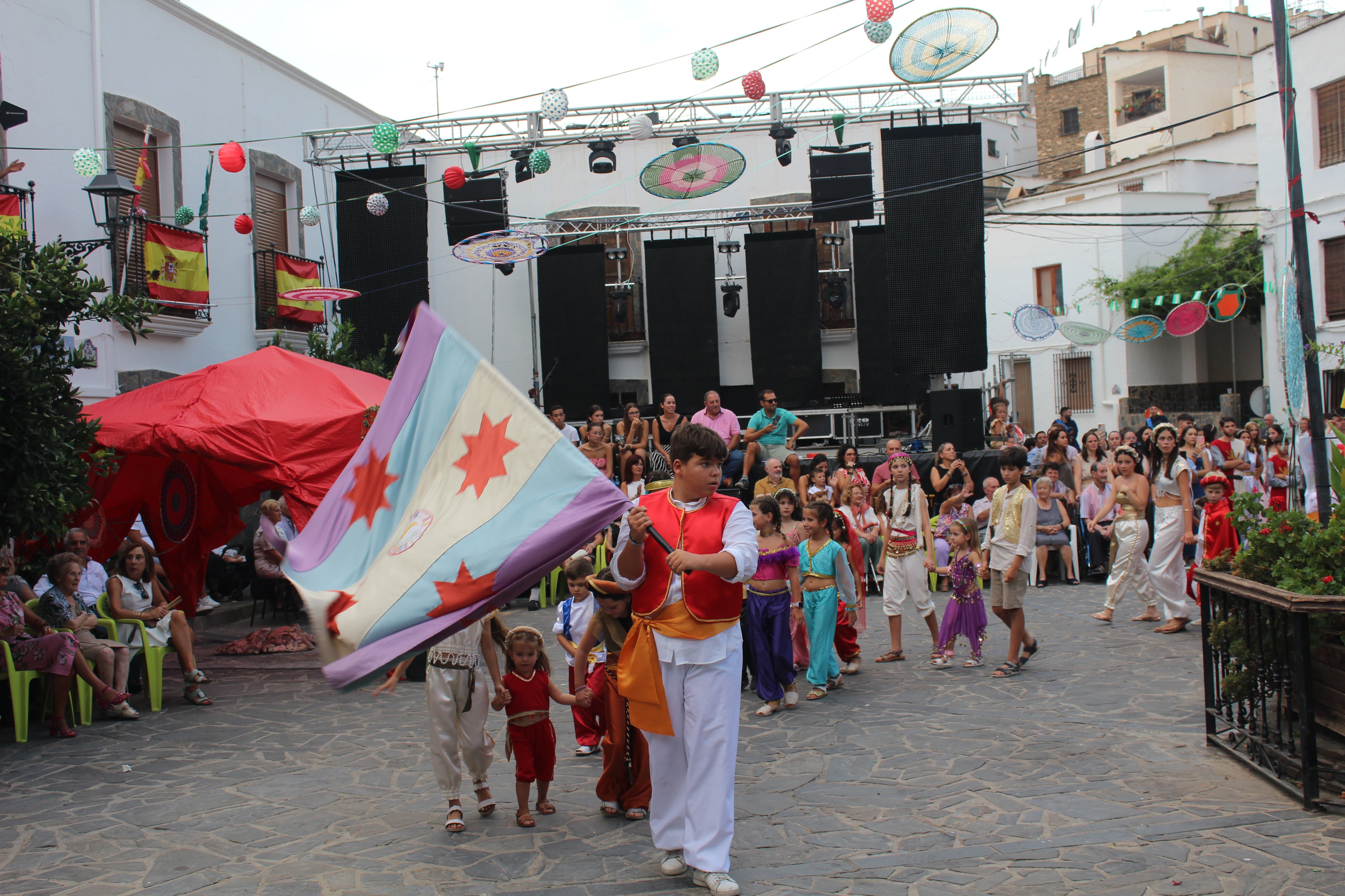 Los Moros y Cristianos de Velefique, en imágenes