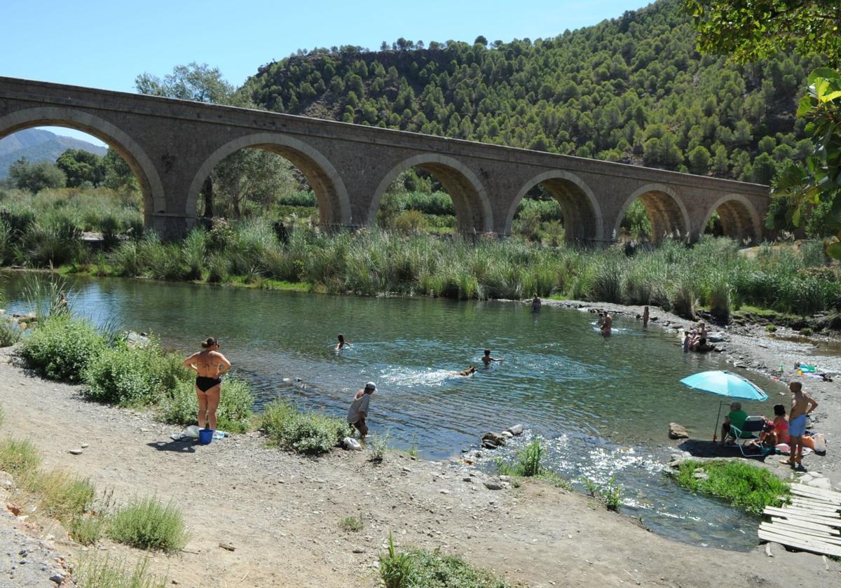 La poza del río Guadalfeo.