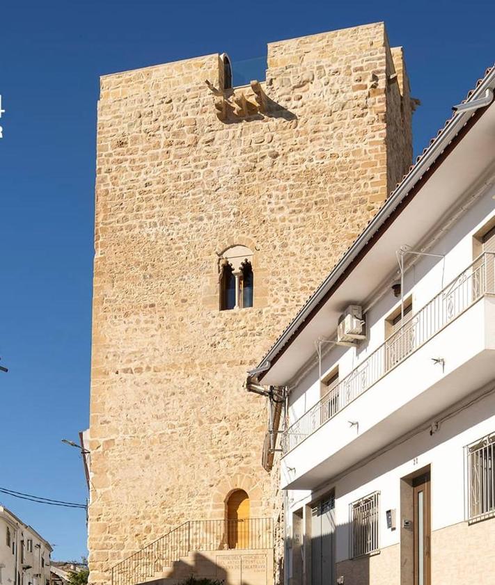 Imagen secundaria 2 - Reconocimiento internacional a la restauración de la torre del homenaje de Higuera de Calatrava