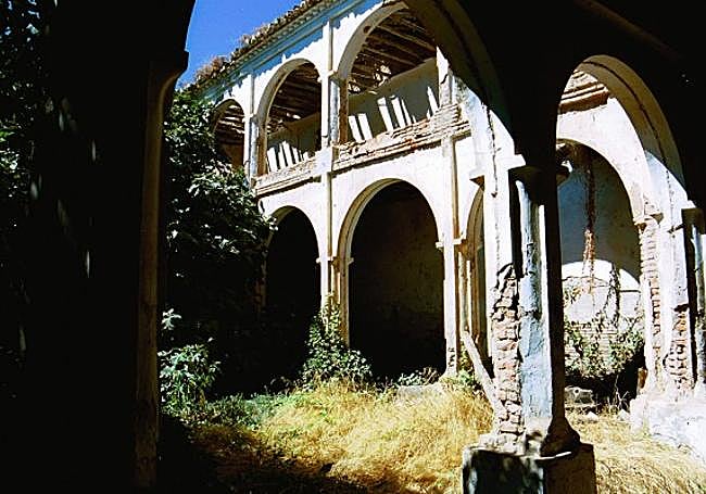 Convento de San Francisco de Guadix, también incluido en la Lista Roja.