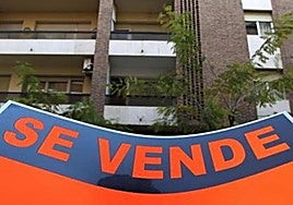 Imagen de archivo de un cartel con el rótulo 'Se vende'