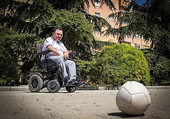 Manuel Martín, ilustre paralímpico granadino, lidera proyectos en favor del deporte adaptado e inclusivo.