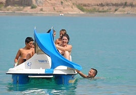 Actividades en el pantano del Negratín.
