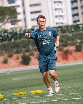 Rubi durante un entrenamiento del Almería