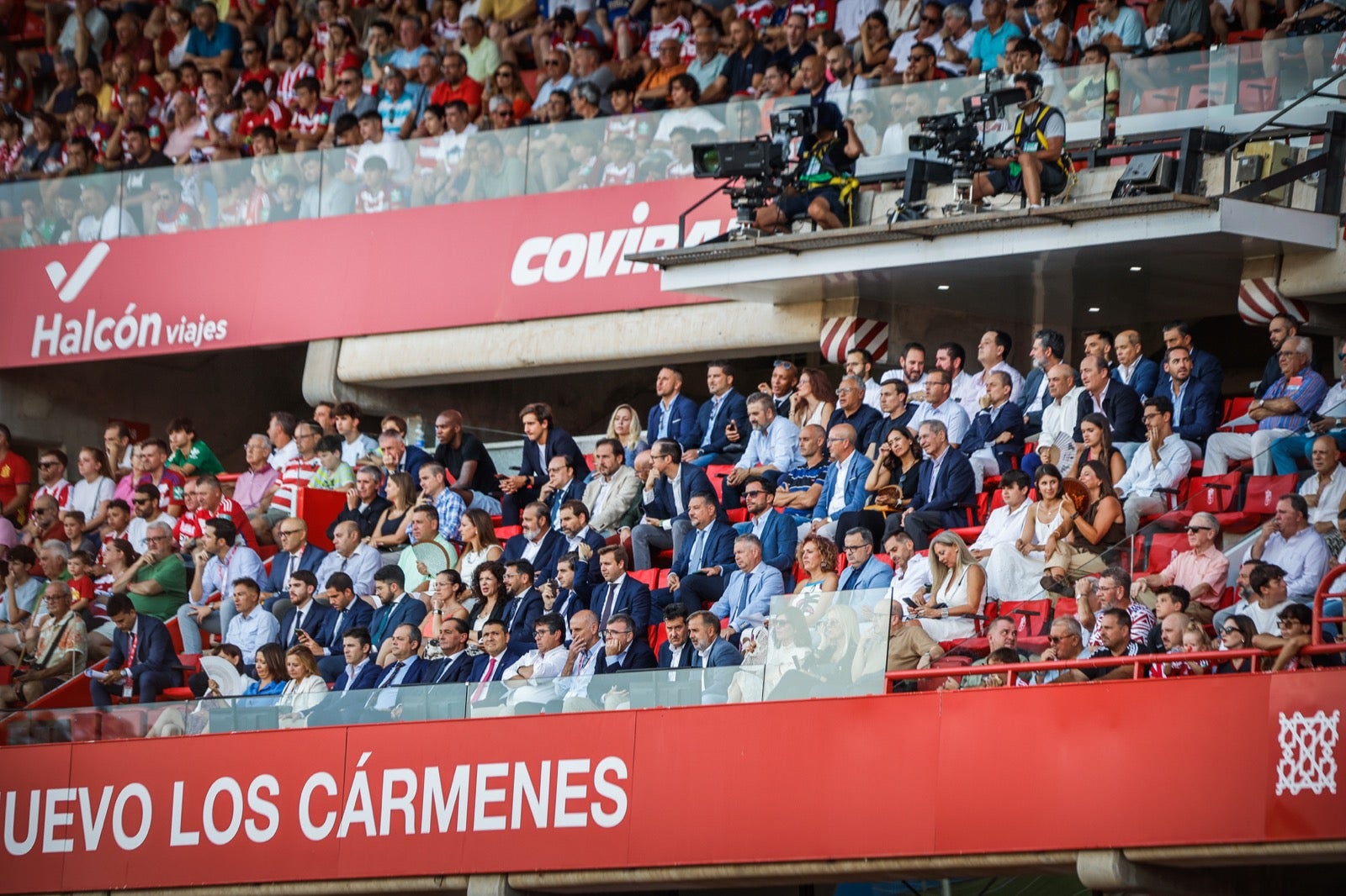 Las mejores imágenes del partido entre Granada y Huesca
