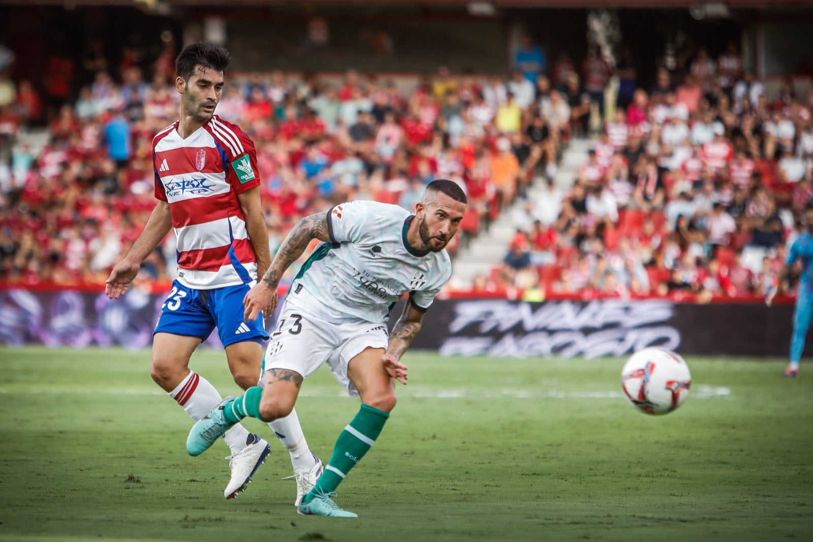 Las mejores imágenes del partido entre Granada y Huesca
