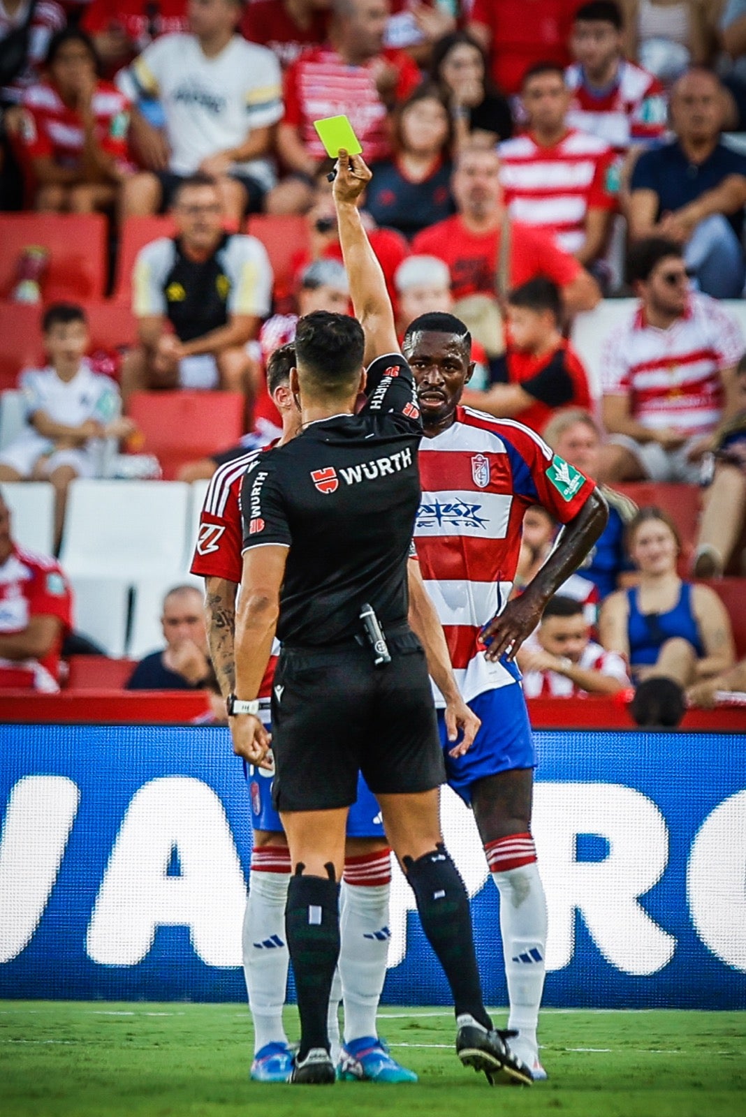 Las mejores imágenes del partido entre Granada y Huesca