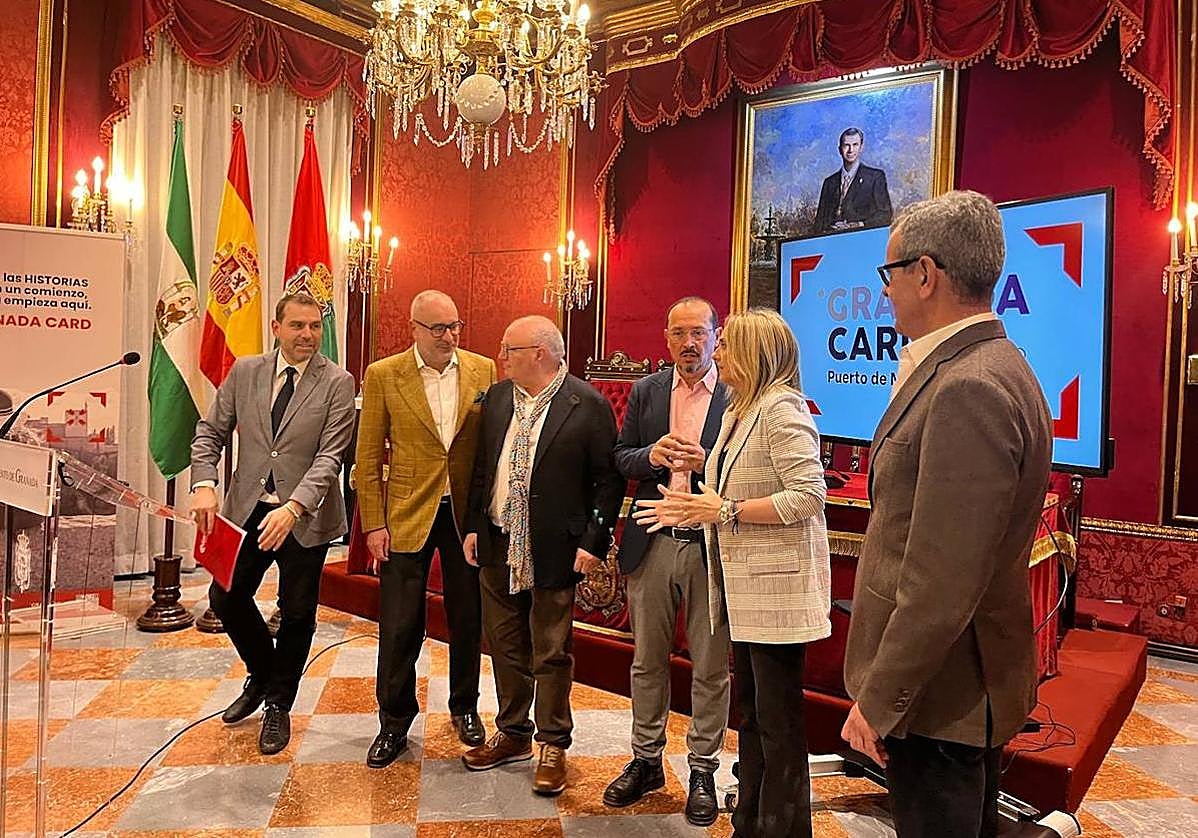 Presentación de la Granada Card Pernocta, por parte de las instituciones que participan, en el mes de abril.