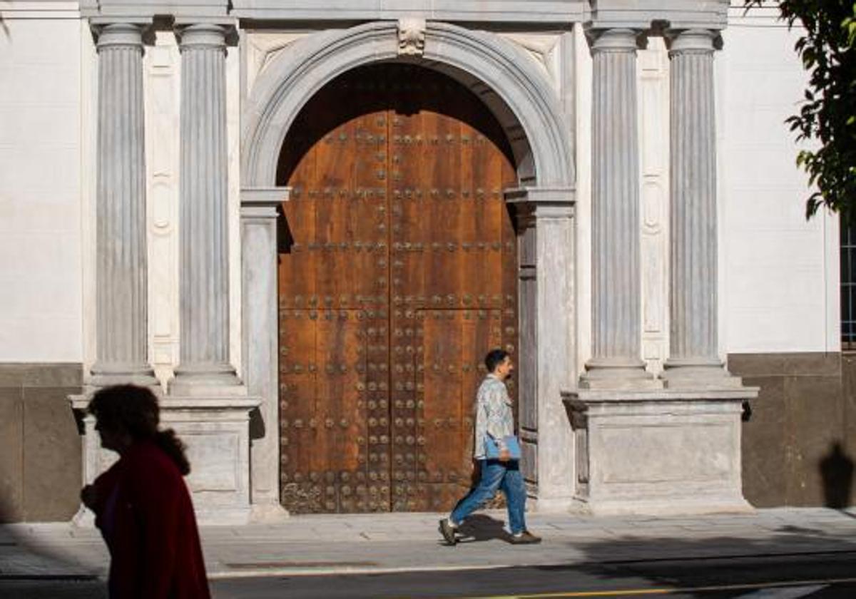 Fachada del hospital San Juan de Dios, donde está el centro provincial de drogodependencia