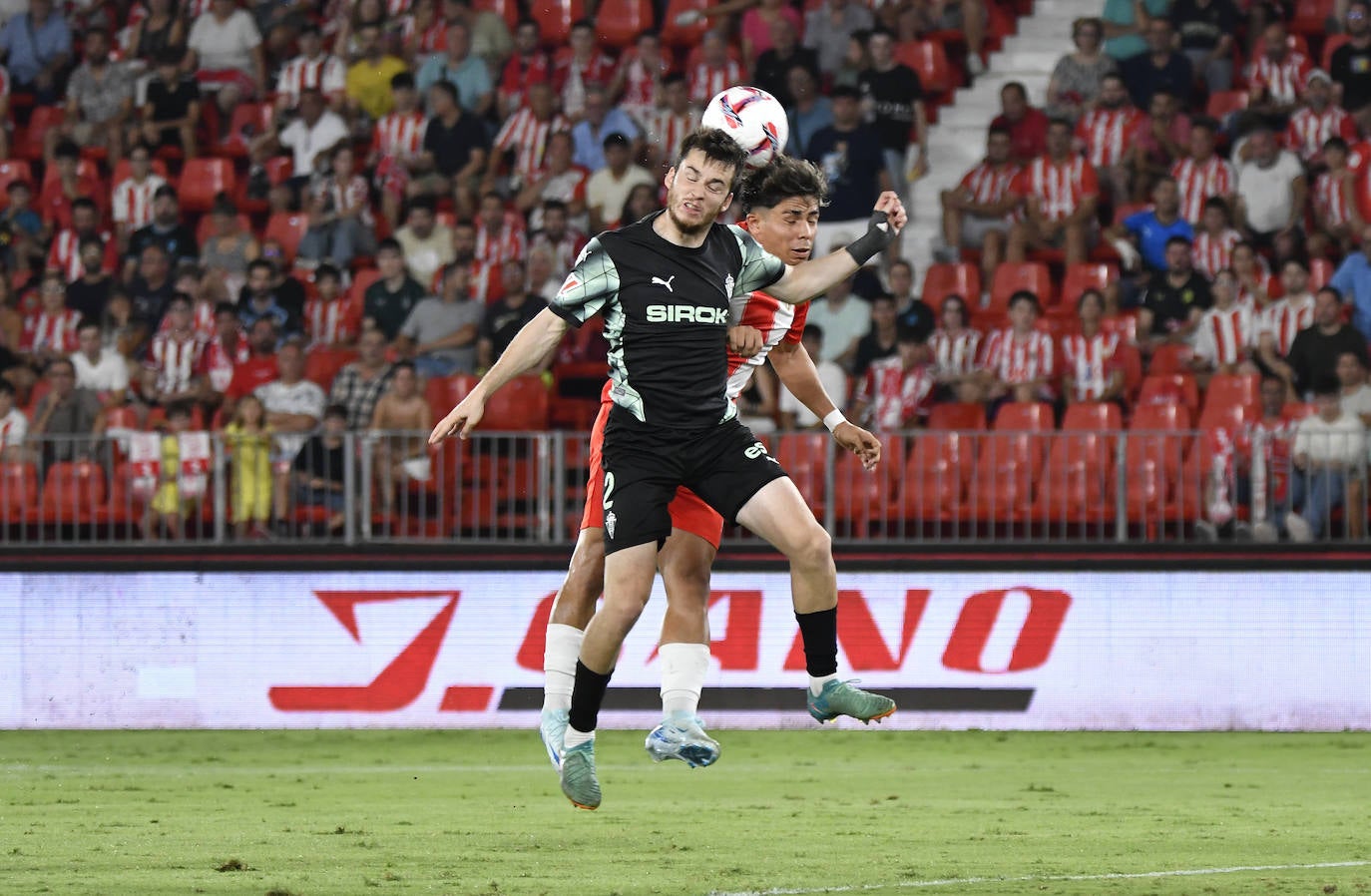 Al Almería le falta acierto