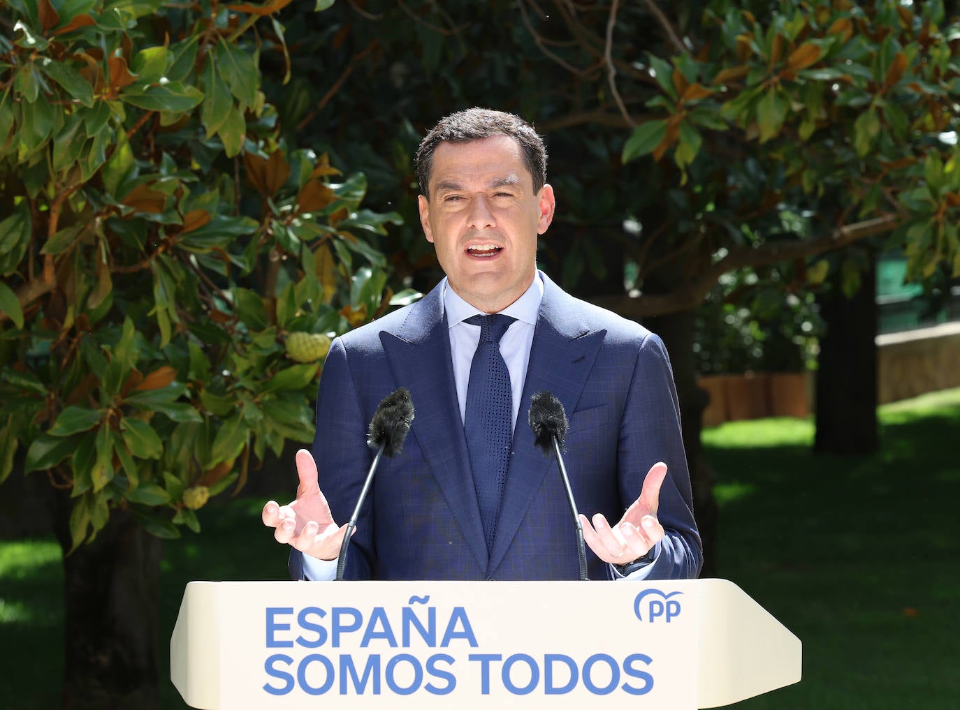 Juanma Moreno, durante su intervención tras la reunión de presidentes autonómicos del PP.