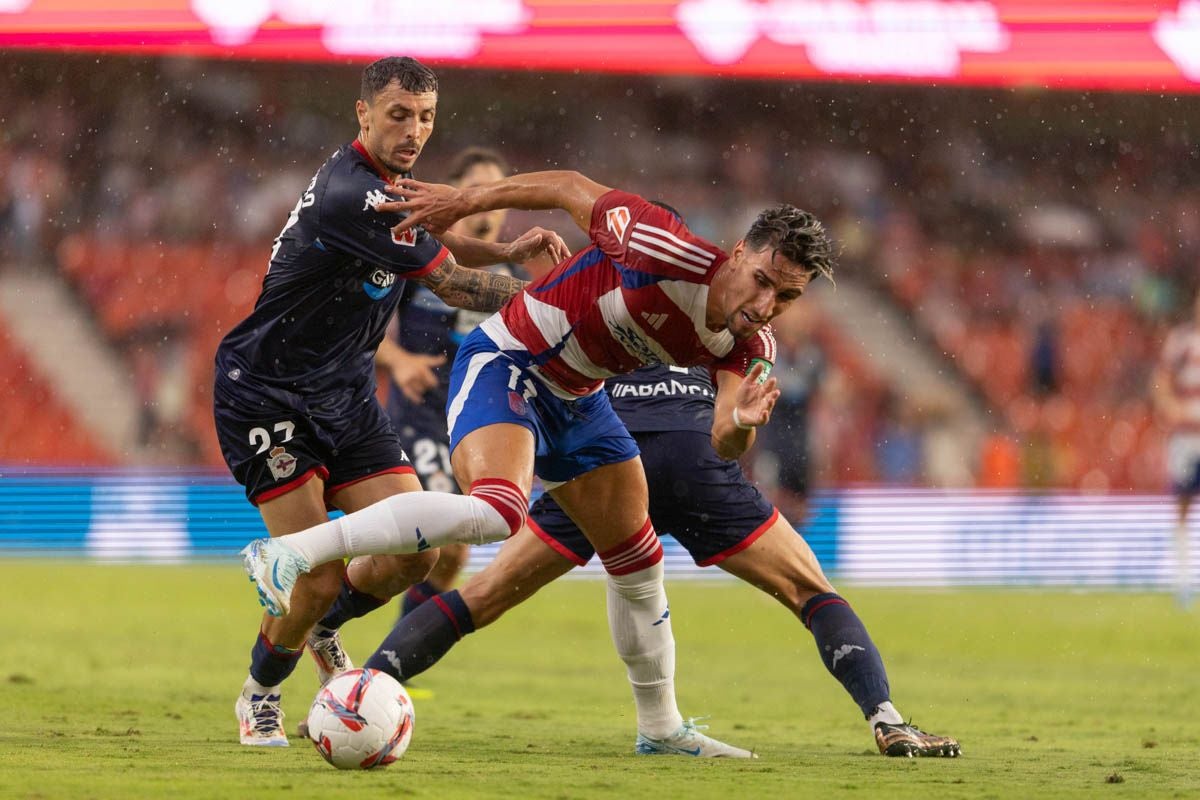Las mejores imágenes del Granada CF - Deportivo de la Coruña