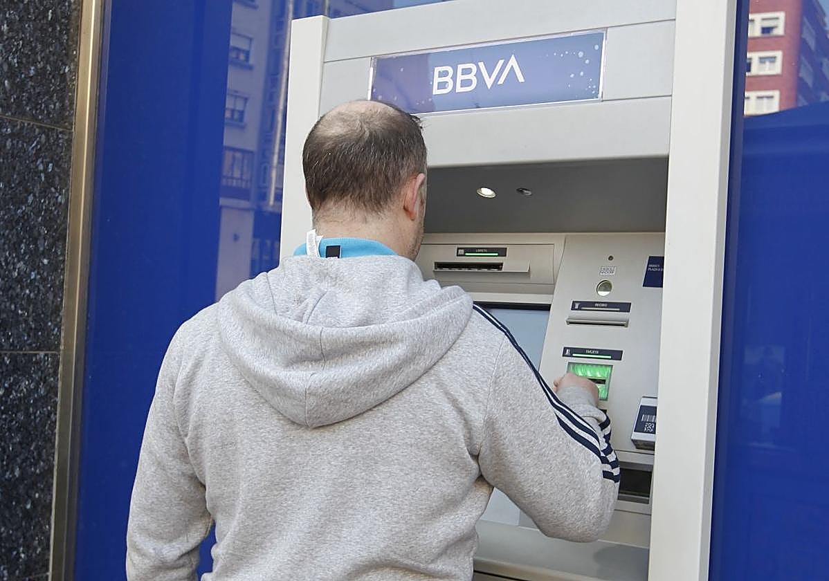 La novedad que ofrece el BBVA a los usuarios que usen su tarjeta