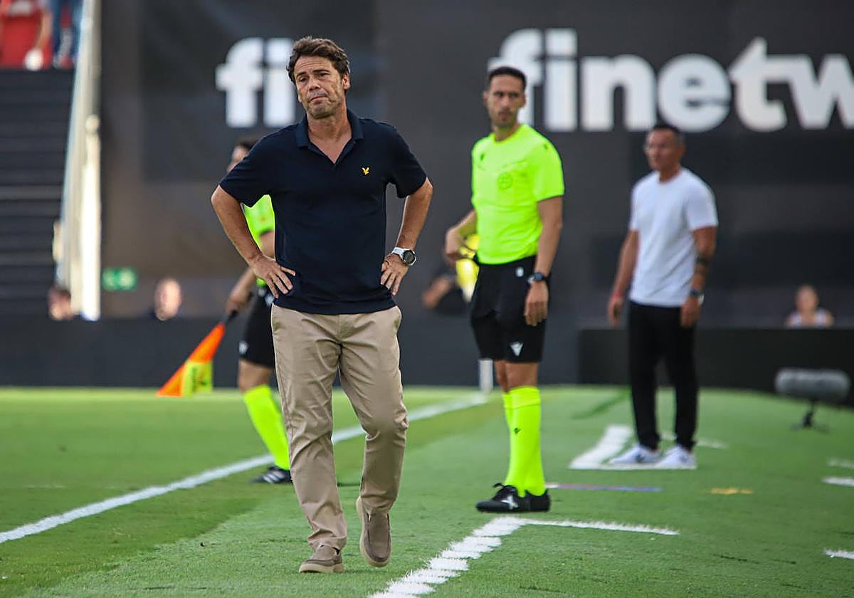 Rubi, con cara de circunstancias.