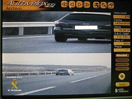 Un coche cazado por la Guardia Civil cuando circulaba por la A-92 a 218 kilómetros por hora.