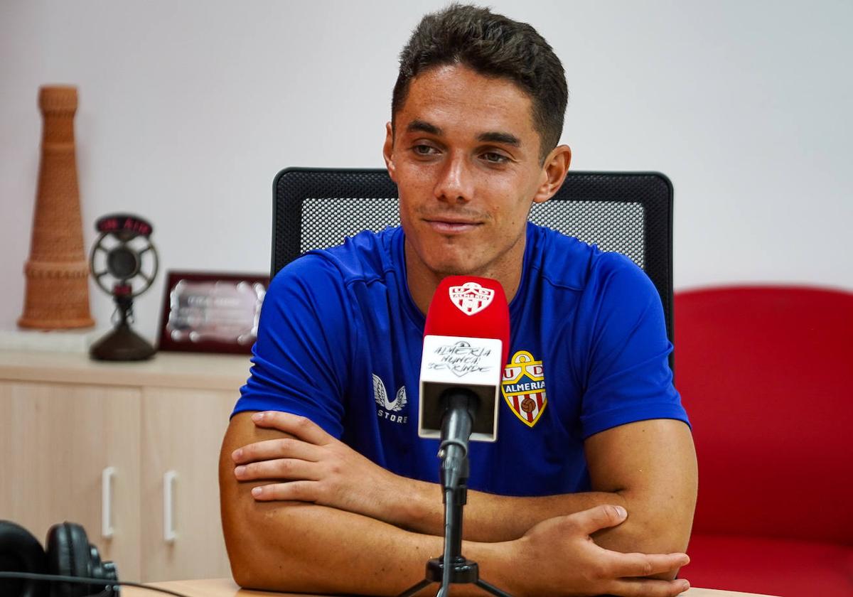 Arribas, durante la entrevista en los medios oficiales del club.