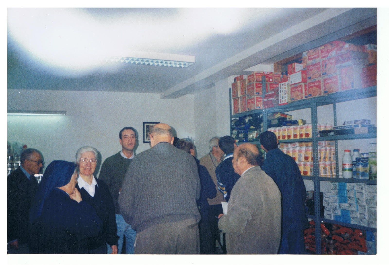 Fotografía de archivo del almacén de Campomar en las primeras andaduras del Banco de Alimentos de Almería.