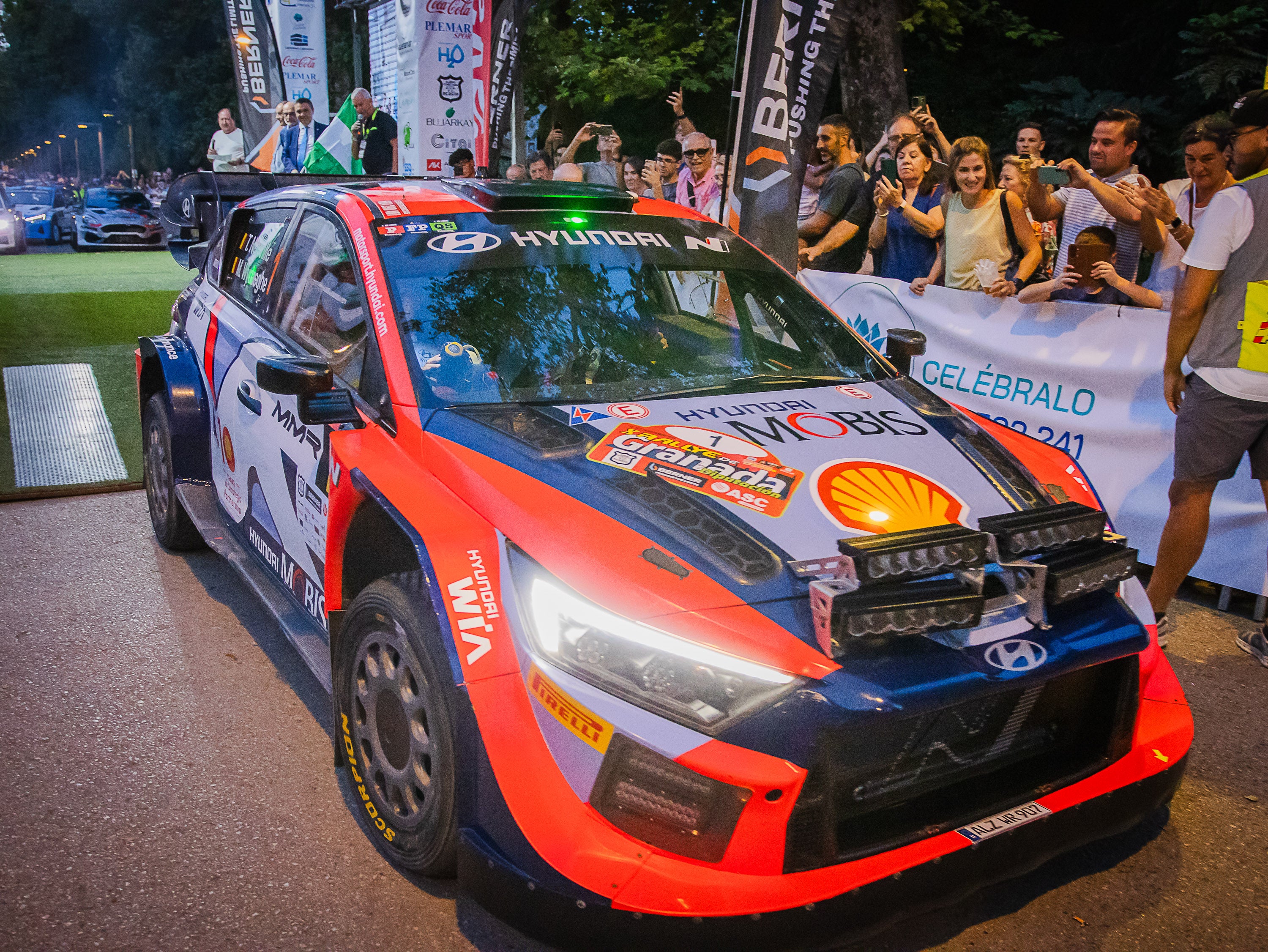 Las imágenes del Rally que encadila a Granada