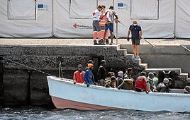Llegada de inmigrantes a El Hierro.