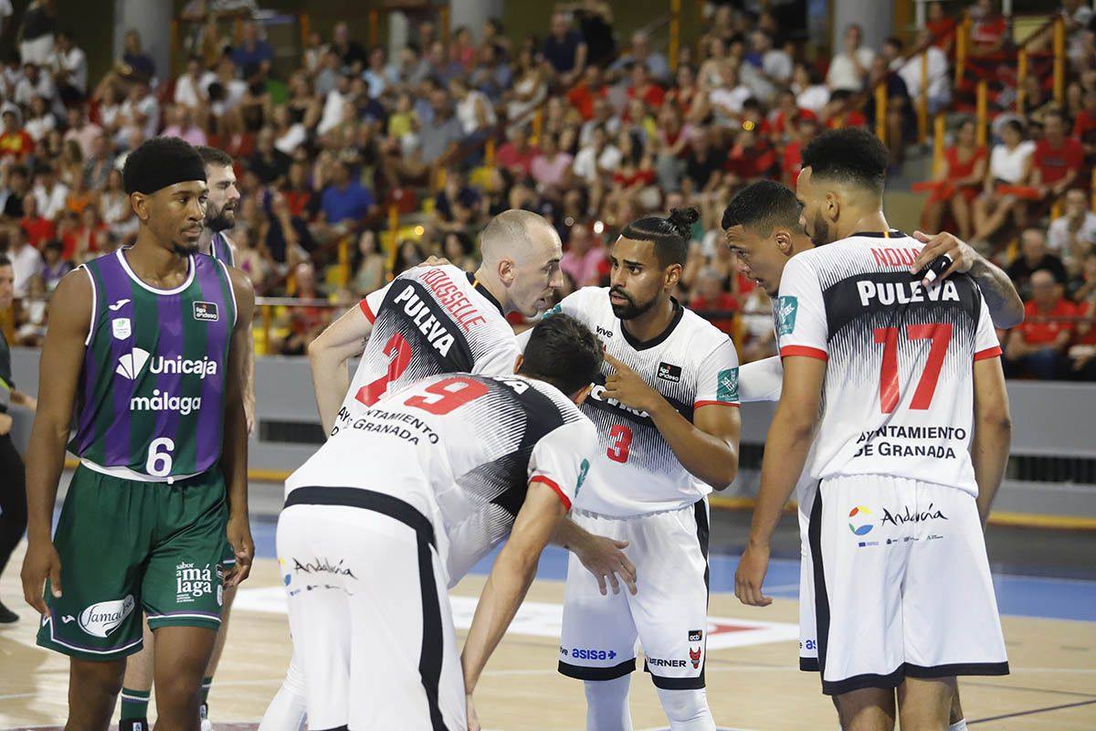 Reunión de veteranos en la pista durante la Copa de Andalucía.