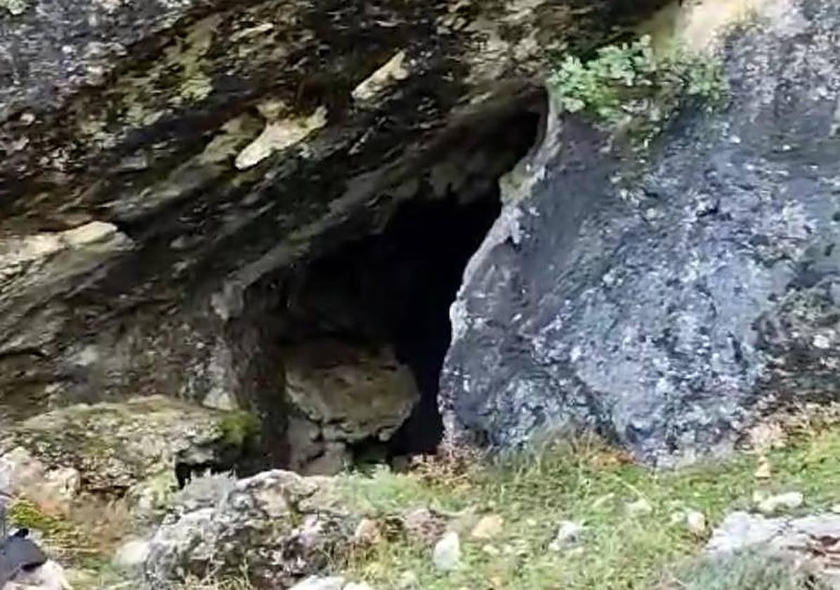 Cueva donde se han producido los hallazgos óseos.