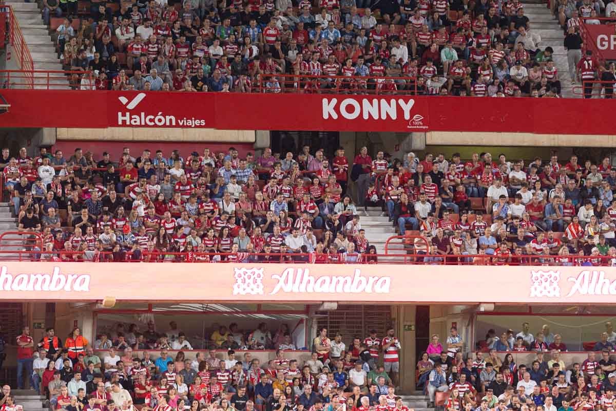 Encuéntrate en Los Cármenes en el derbi entre Granada y Málaga