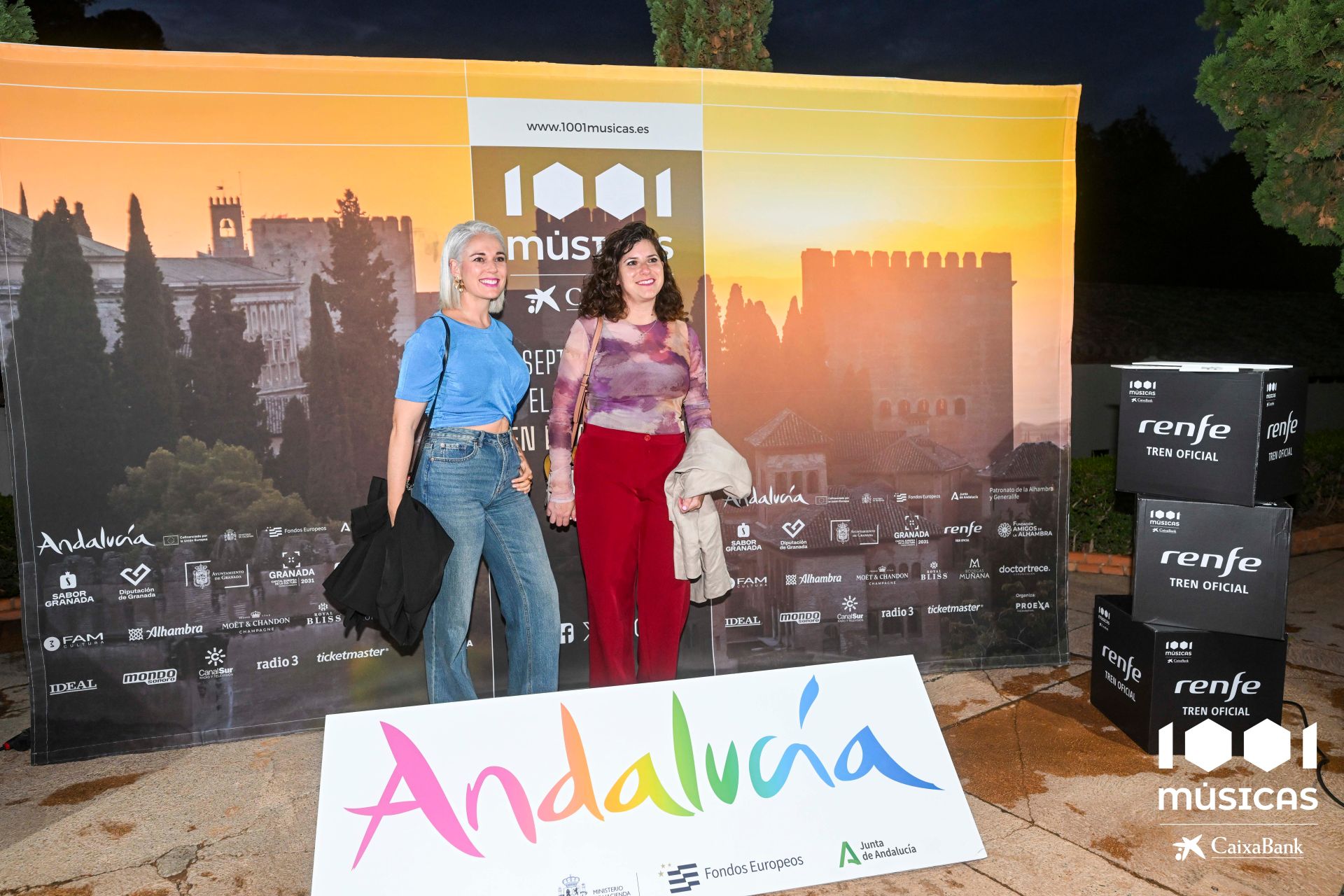 Las mejores imágenes del concierto de María José Llergó en el Generalife