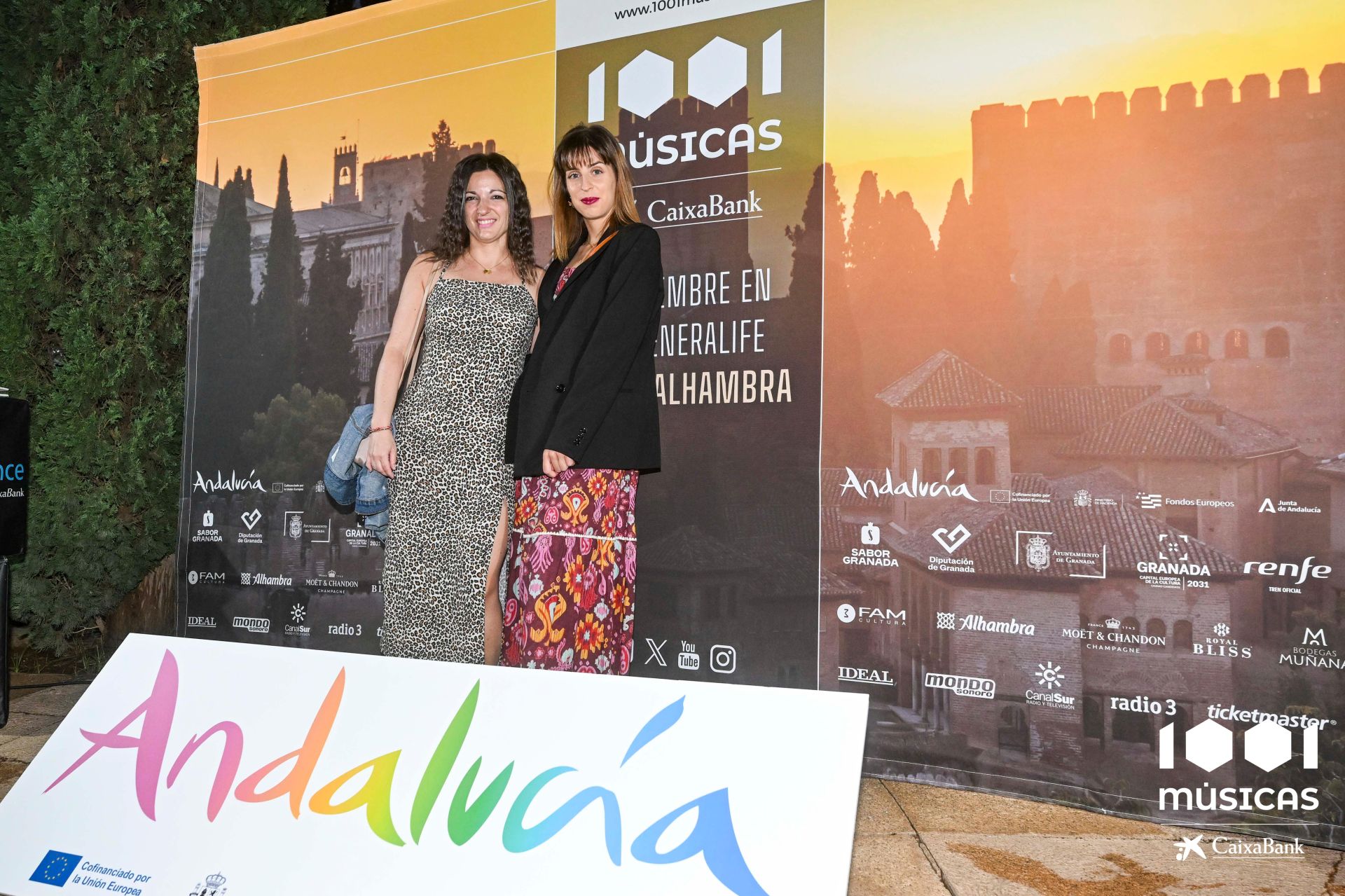 Las mejores imágenes del concierto de María José Llergó en el Generalife