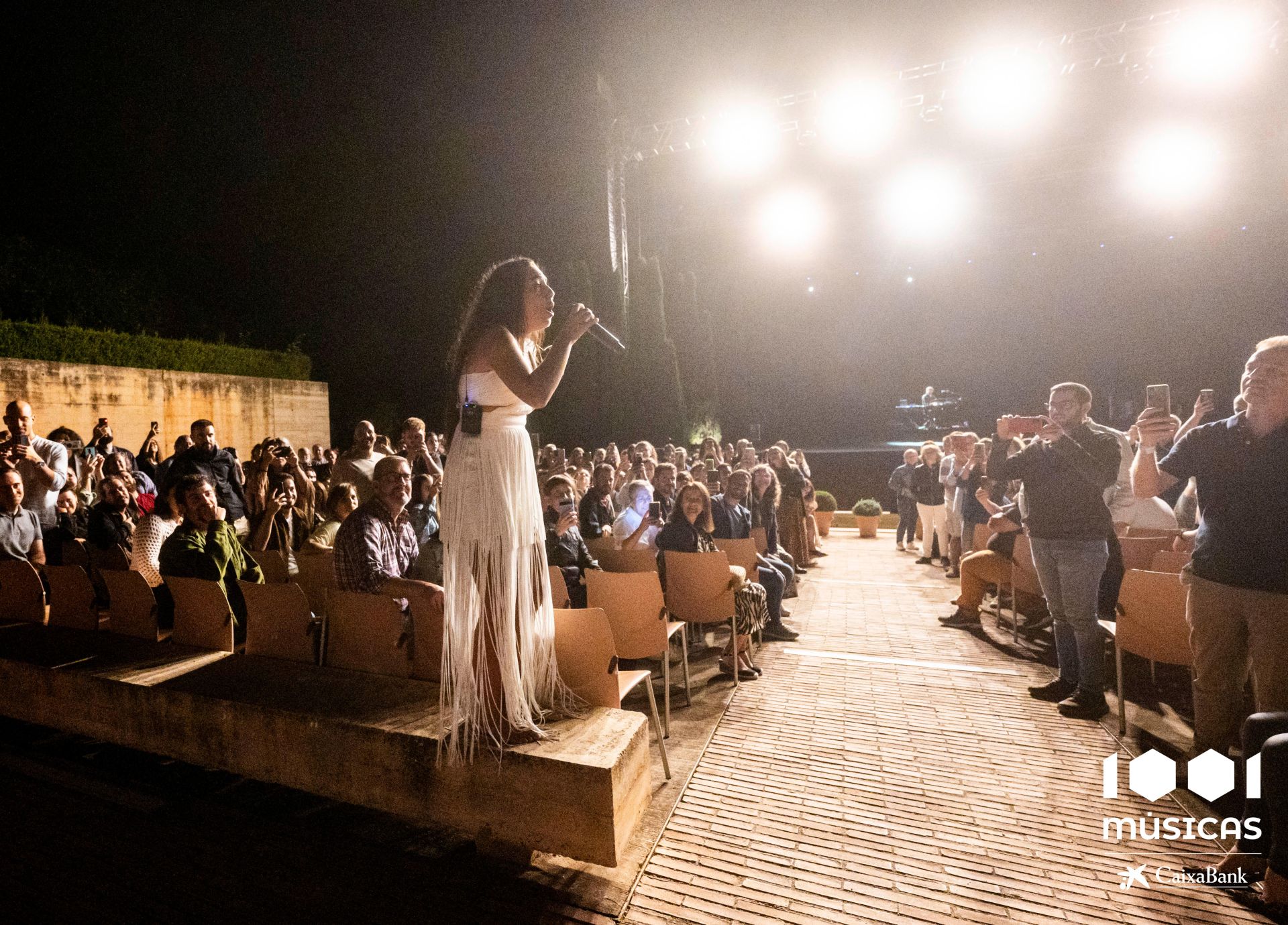 Las mejores imágenes del concierto de María José Llergó en el Generalife