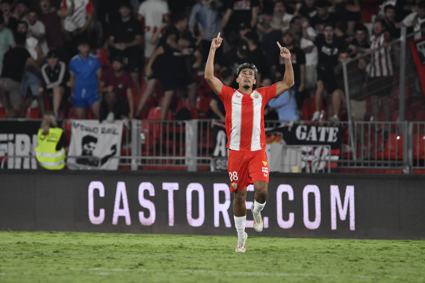 El Almería &#039;resucita&#039; y casi le da la vuelta al marcador