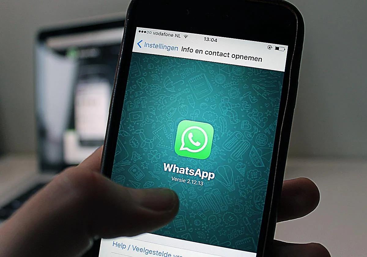 Así es la estafa de WhatsApp en la que ha caído hasta un alcalde