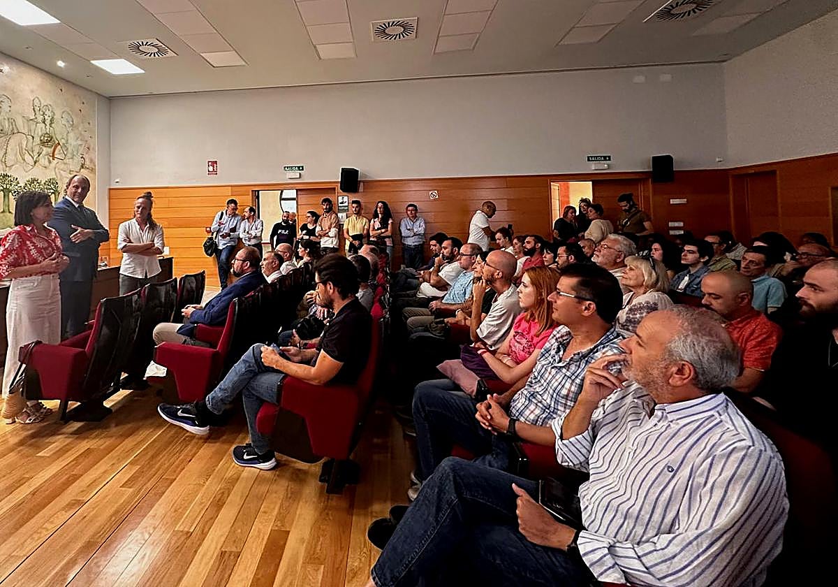 Presentación en la UJA de 'Islas de Vida'.