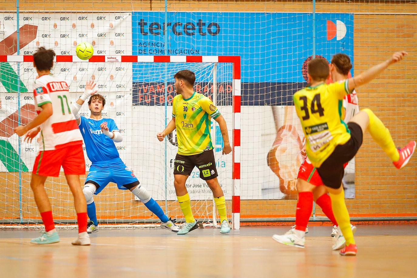 Un disparo en la pasada derrota nazarí ante el Paraíso Jaén.
