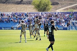 Otra remontada azulilla para seguir líderes