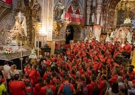 Los peregrinos que llegan desde toda España para ver a la Virgen de las Angustias