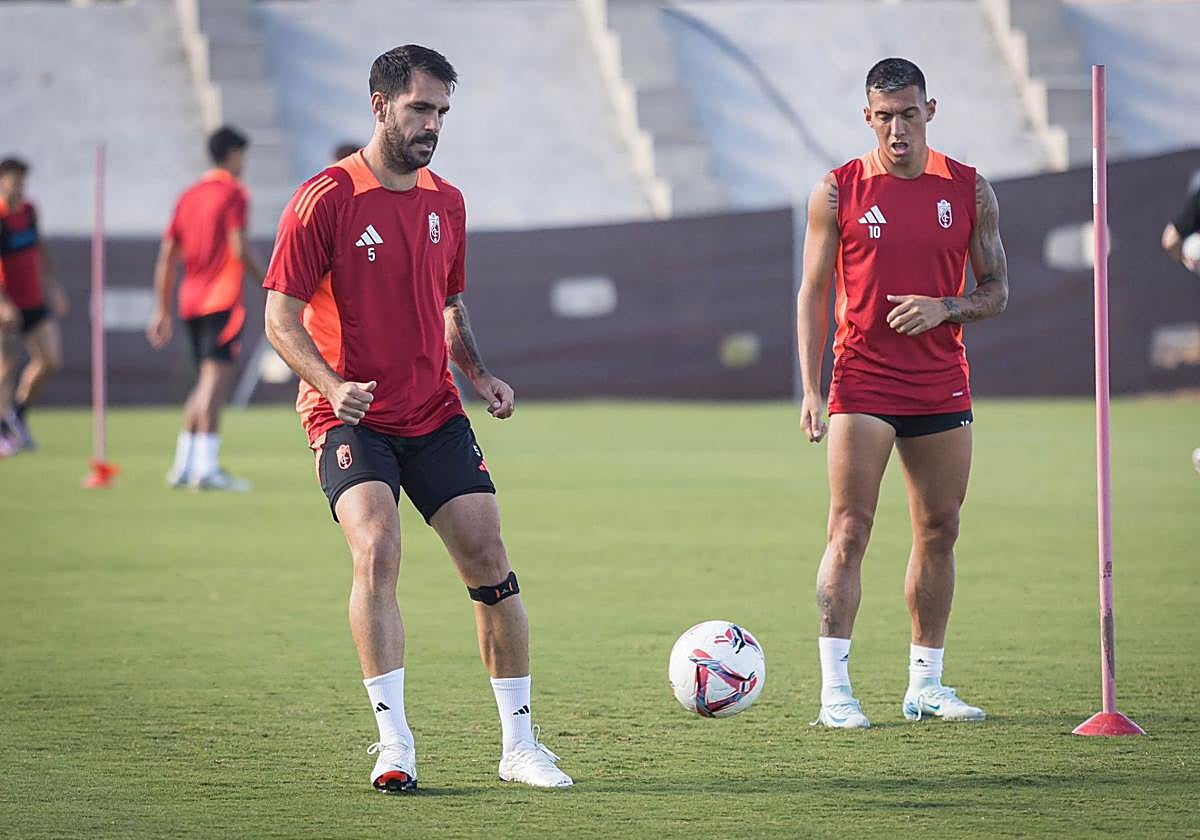 Insua, con el grupo.