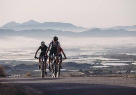 El esfuerzo se deja notar en una subida con vistas espectaculares del paisaje