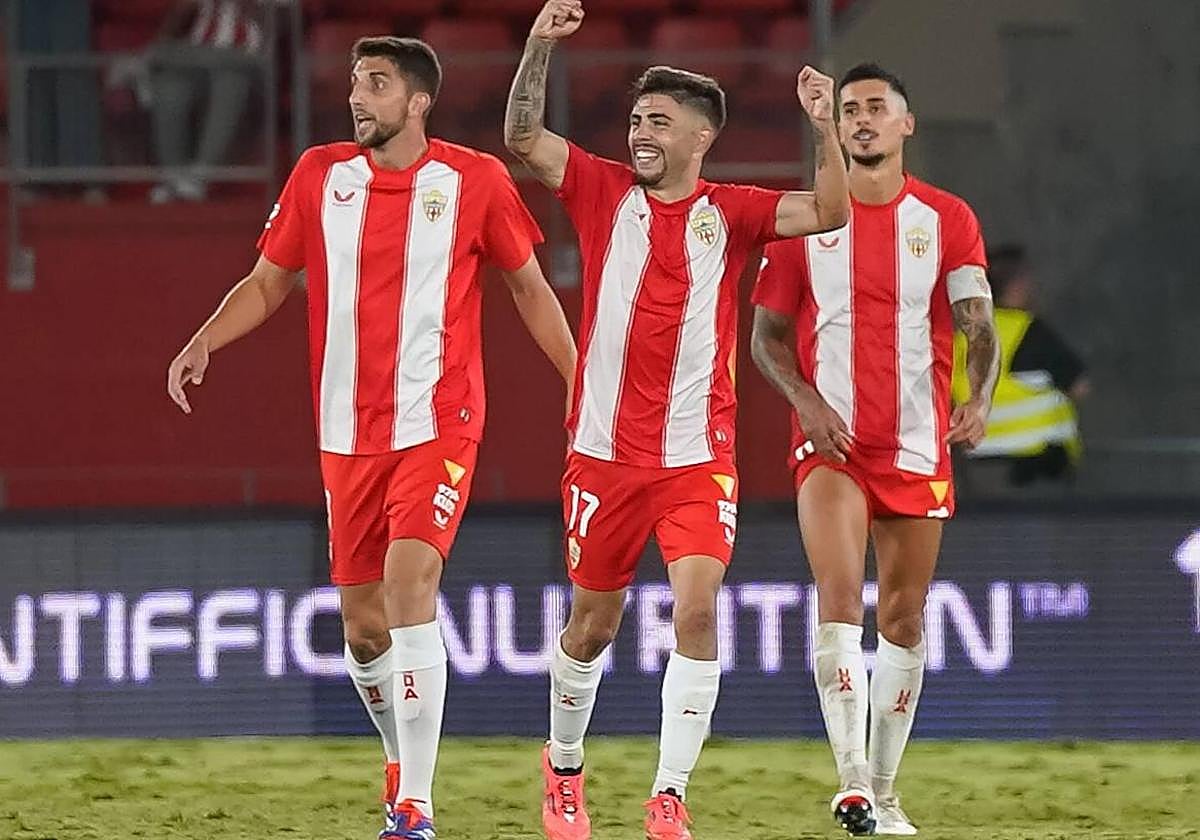 Pozo celebra el segundo gol y casi que un triunfo que entierra malos momentos personales.
