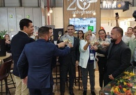 Campojoyma celebra sus primeros 20 años de vida brindando en Fruit Attraction