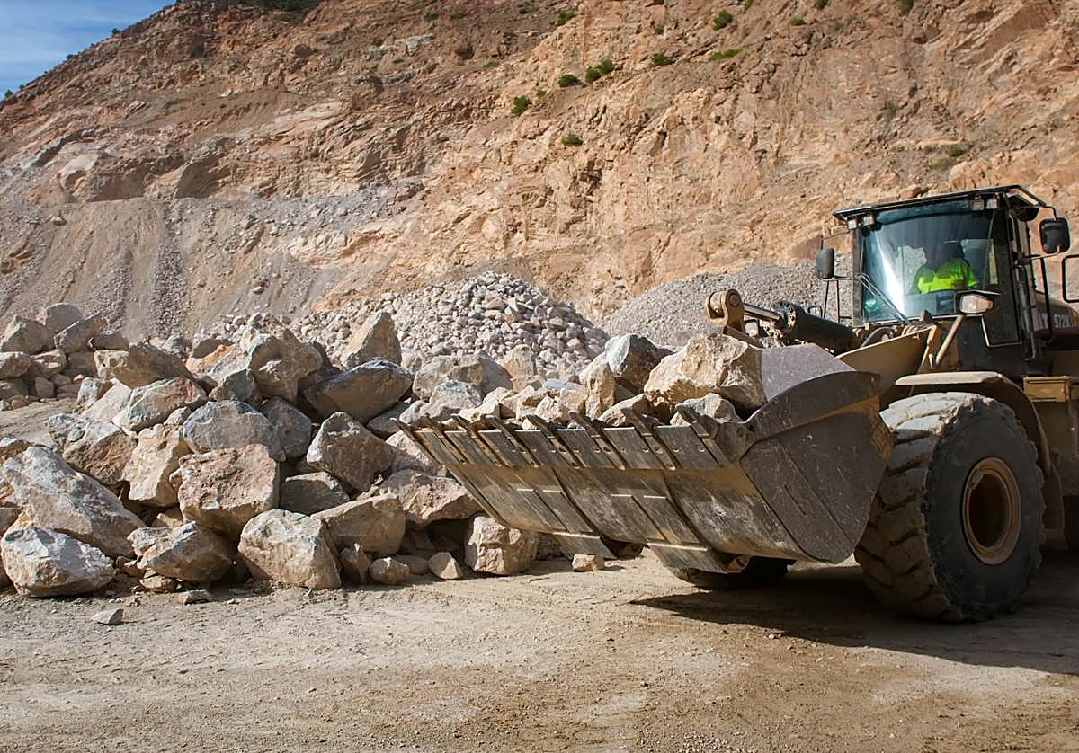 Imagen principal - Cantera Santa Teresa en Lobres.