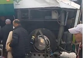 Así han evacuado a los pasajeros del bus siniestrado en la A-92 en Víznar.
