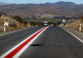 La línea roja de la 'carretera de la muerte'.