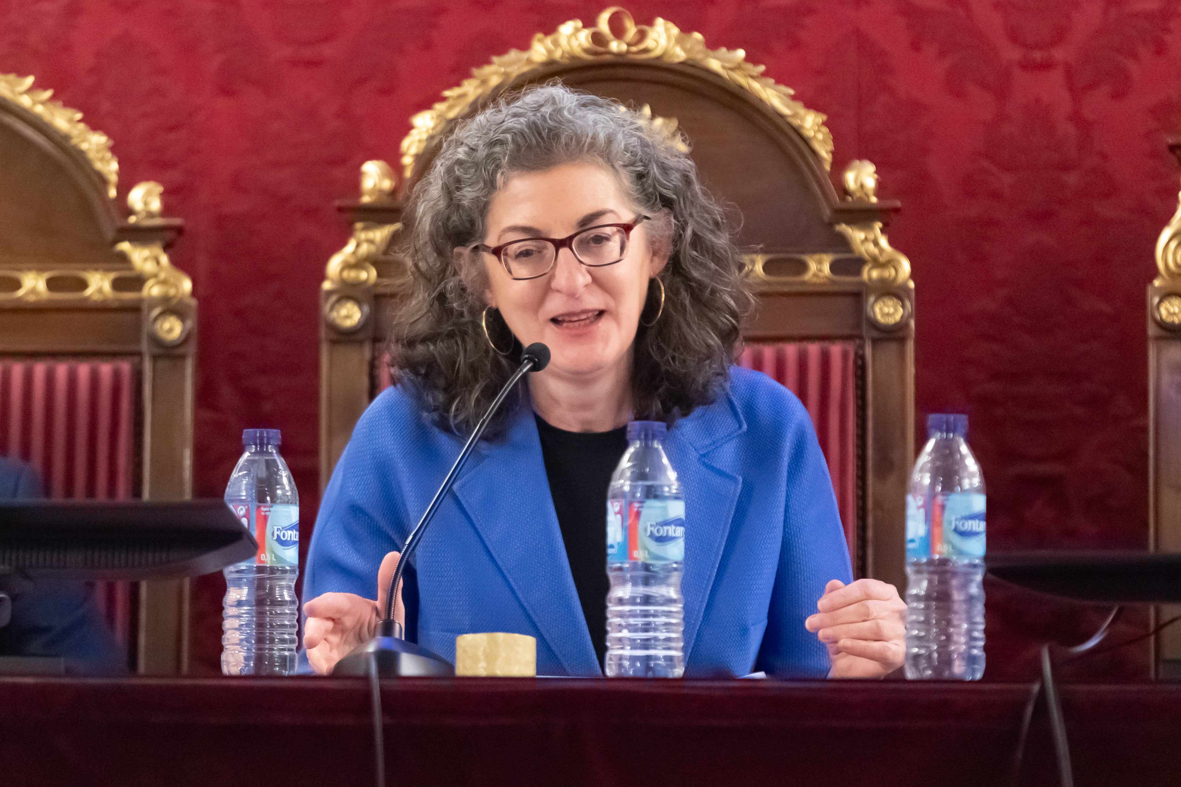 La galardonada, durante su intervención en la Facultad de Derecho.