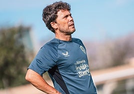 Rubi durante un entrenamiento de la UD Almería