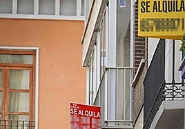 Imagen de archivo de anuncios de alquiler en Jaén