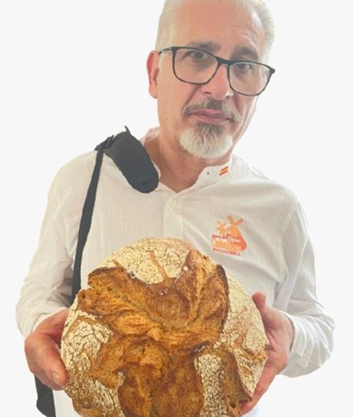 Imagen secundaria 2 - Premian a una panadería de Granada con una Estrella por su «pan de antaño»