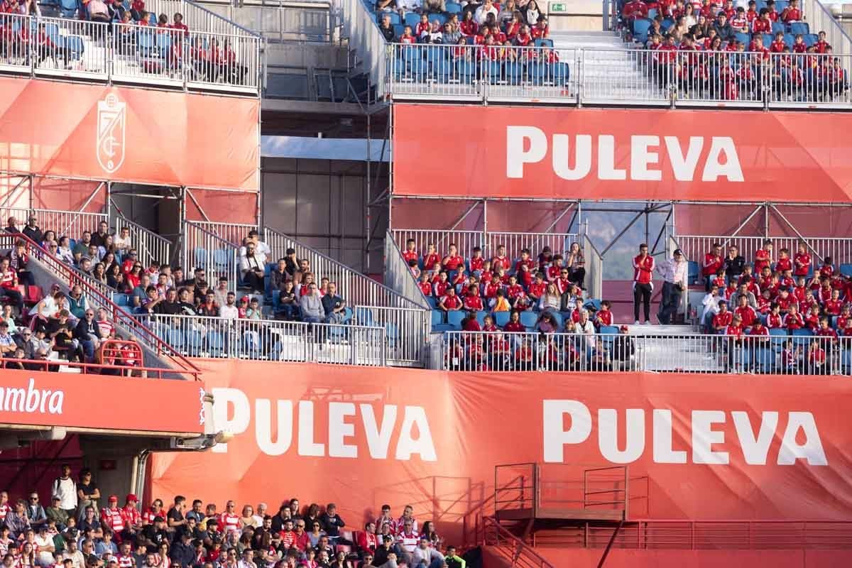 Encuéntrate en Los Cármenes en el Granada-Tenerife