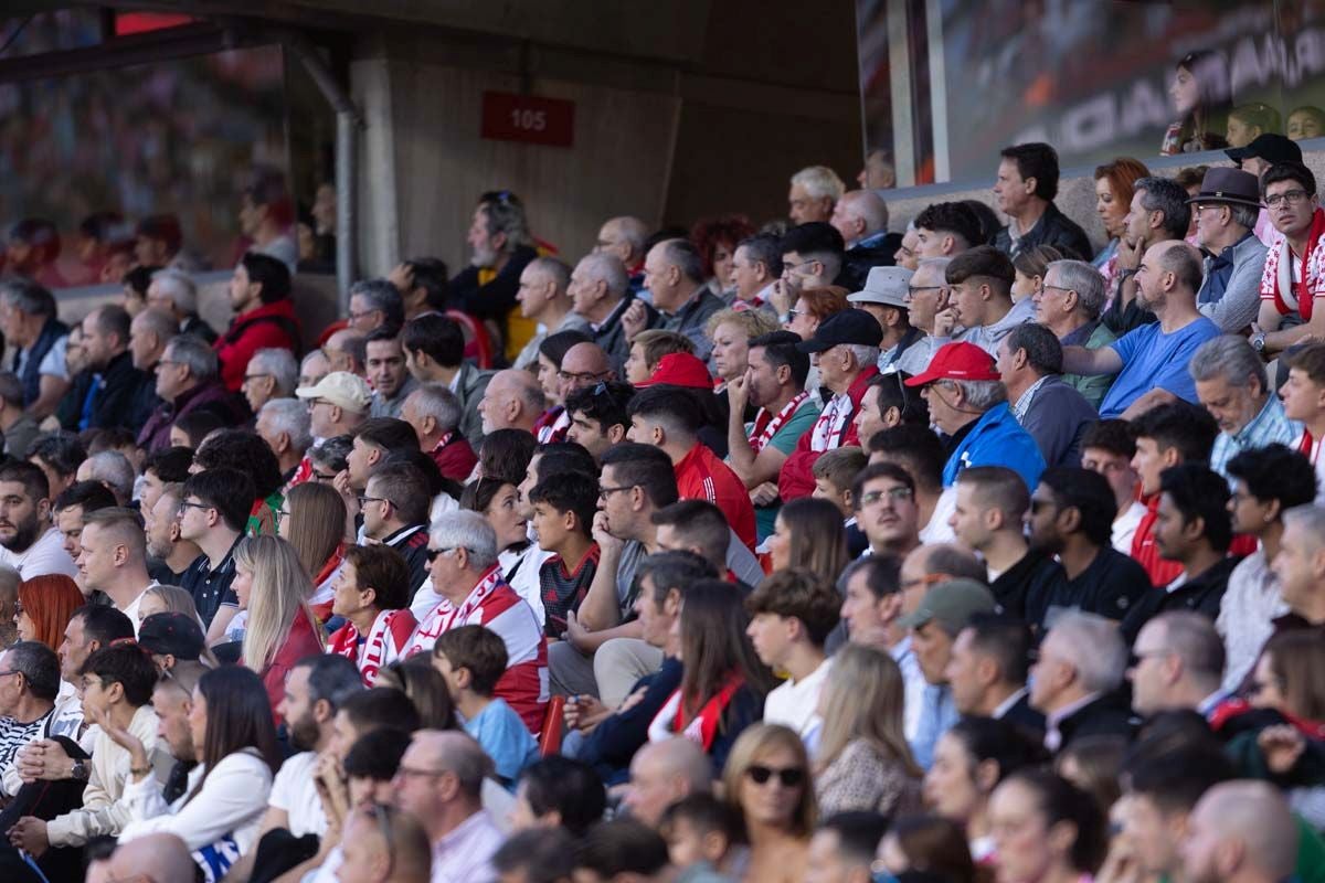 Encuéntrate en Los Cármenes en el Granada-Tenerife