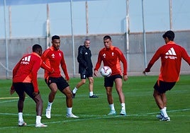 Hongla, Loïc Williams, Uzuni y Masllorens, durante un entrenamiento de esta semana.