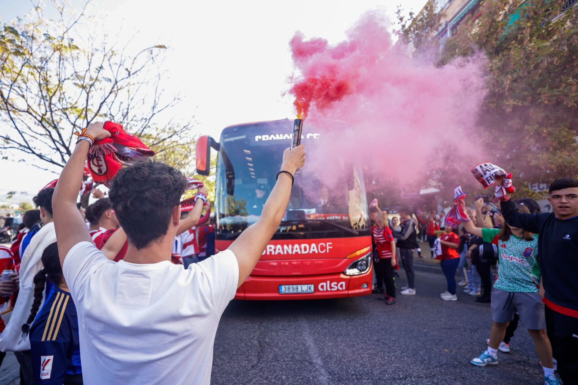 Las mejores imágenes del Granada-Tenerife en Los Cármenes